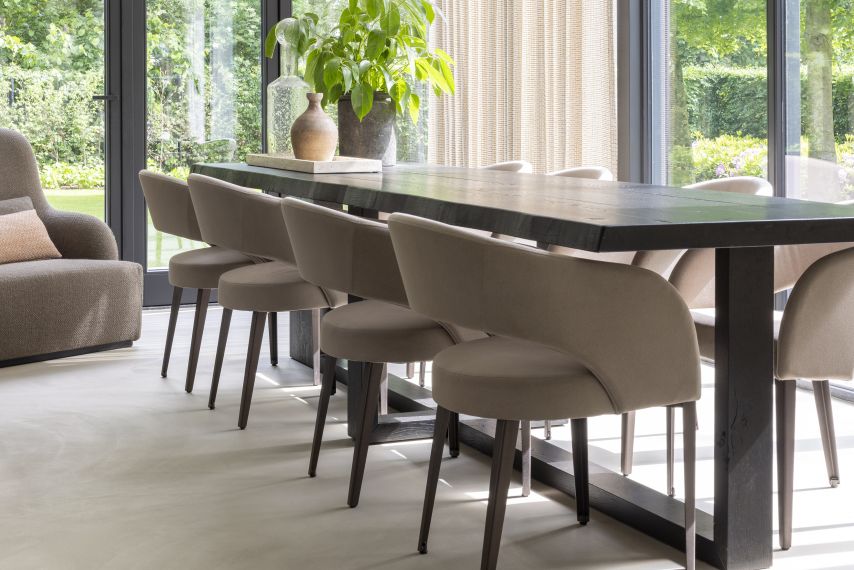 Gietvloer in een landelijk interieur