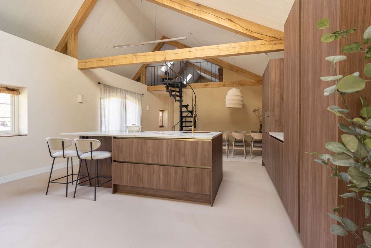 Wonen in warme aardetinten in Elst Warmte en rust